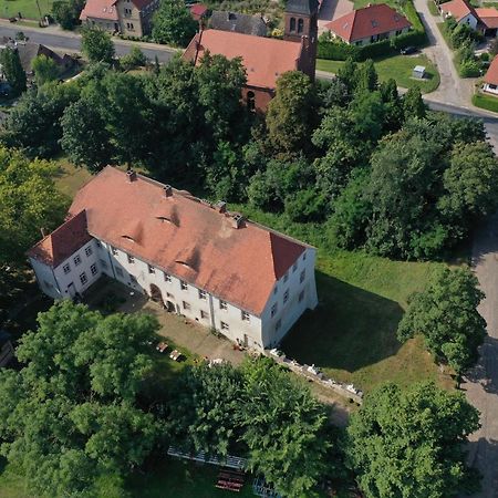 Event- Kultur & B&B Kunst Schloss Neuenhagen Uebernachten Im Denkmal Бад Фрайнвалде Екстериор снимка