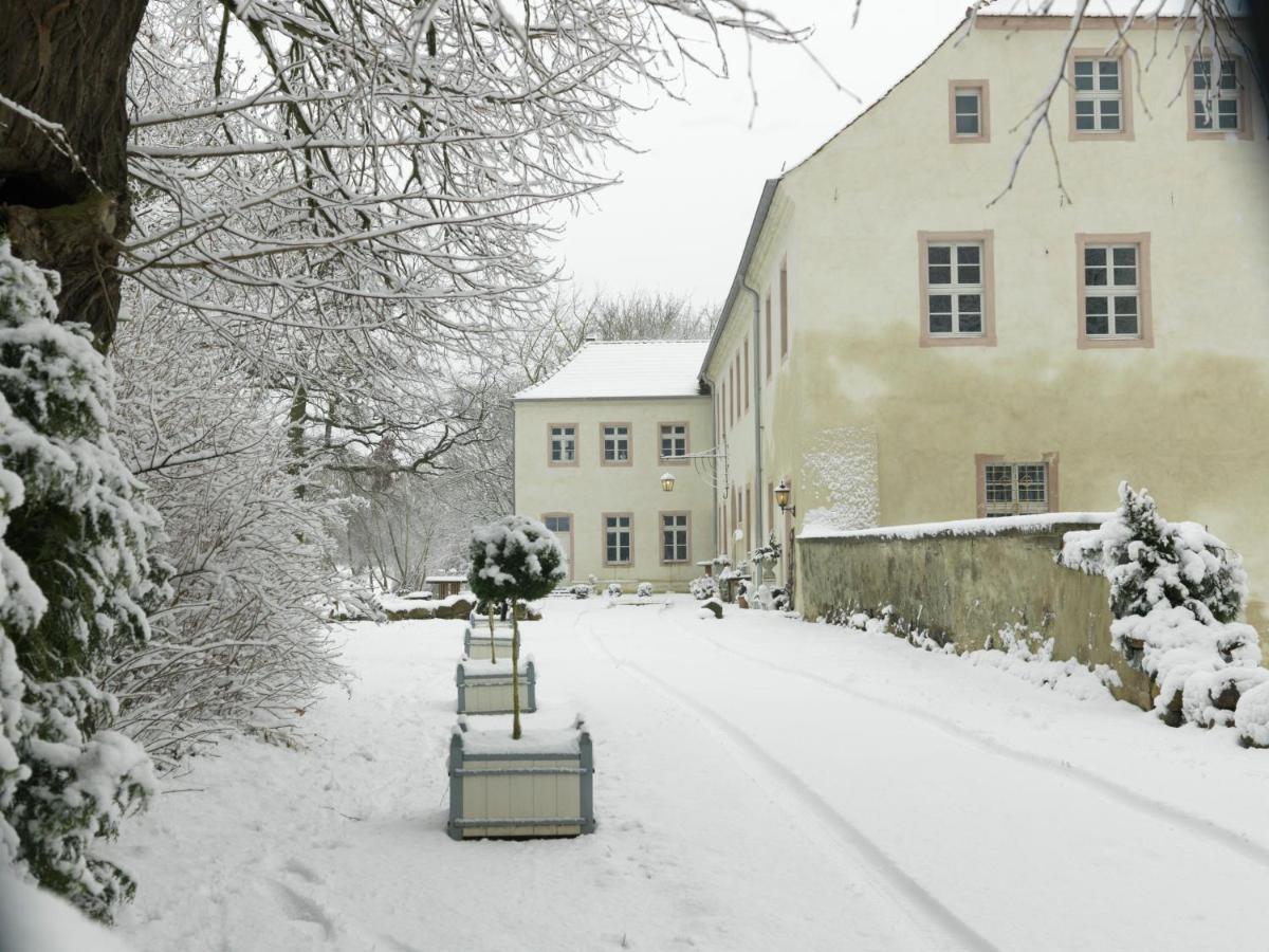 Event- Kultur & B&B Kunst Schloss Neuenhagen Uebernachten Im Denkmal Бад Фрайнвалде Екстериор снимка